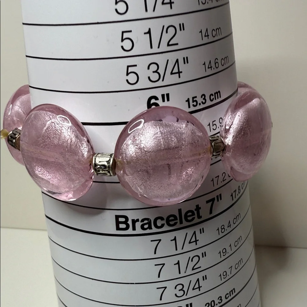 Elegant Pink glass frosted discs Beaded stretch Bracelet so pretty